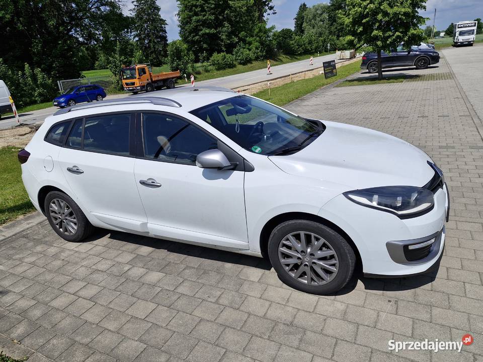 Auta uszkodzone z Niemiec współpraca import Rok produkcji 2013 Cieszyn