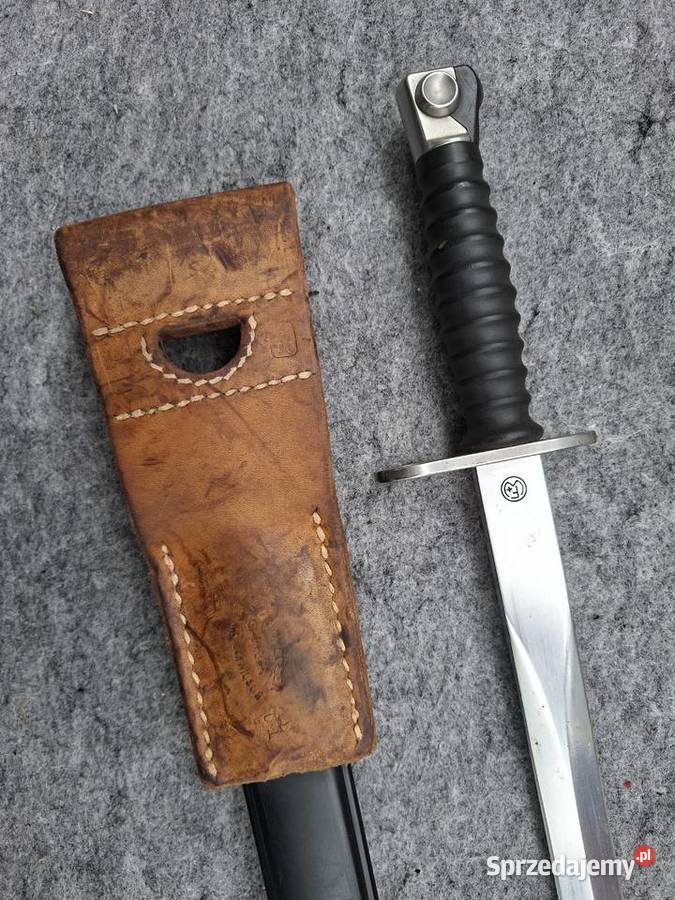 Bagnet Szwajcarski SIG 57 Victoria Schwyz z