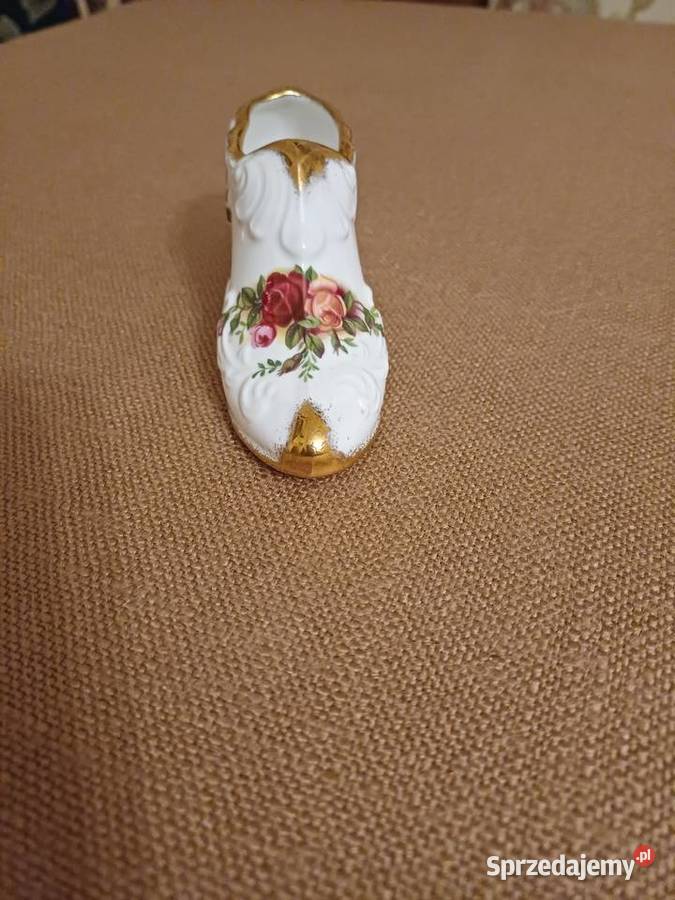 Porcelanowy bucik Royal Albert Gdynia