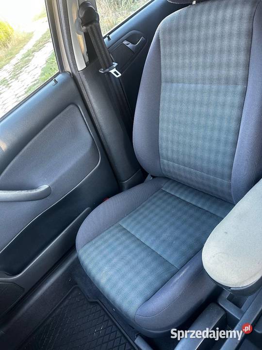 Sprzedam fotele octavia 1 kombi komplet osobowe Hadle Kańczuckie