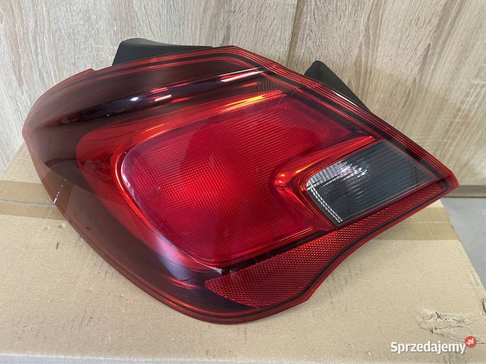 Opel Corsa E lampa tył lewa lampy tylne