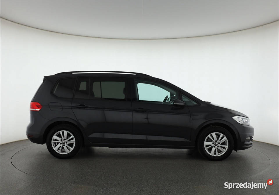 VW Touran 15 TSI Piaseczno