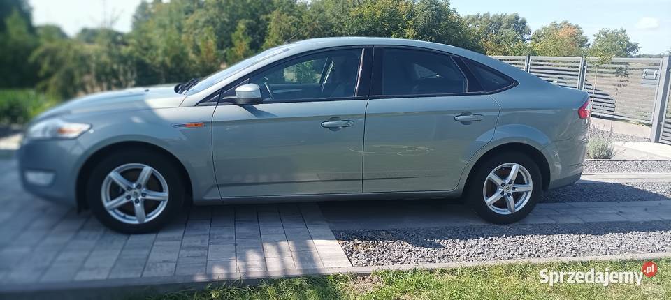 Ford Mondeo 2009 18 125 koni dobrze utrzymany nieuszkodzony