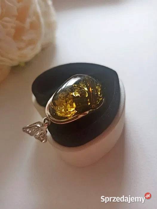 Wisior bursztyn naturalny oprawiony w srebro Warszawa sprzedam