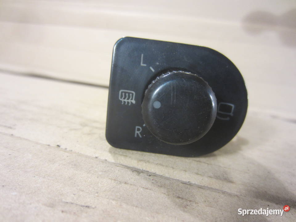 Przełącznik lusterek składanie Skoda Octavia Szczecin