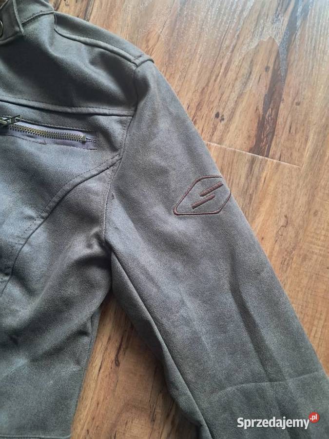 nowa cienka beżowa kurteczka na metce jest Sandomierz