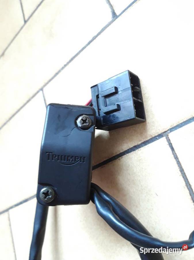 Triumph Daytona 675 przełącznik prawy Mrocza