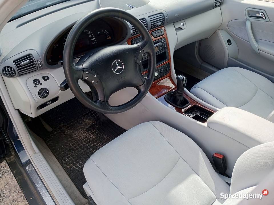 MercedesBenz Klasa C W203 2000 2007 18 Mercedes Rok produkcji 2004 Zamość
