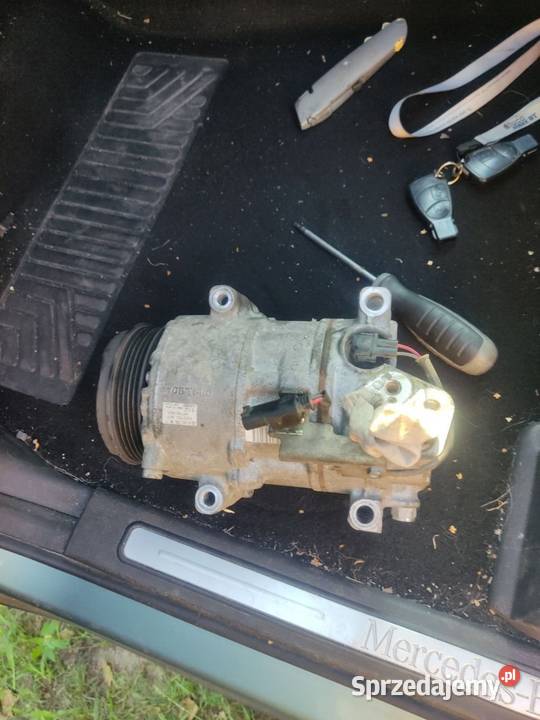 Mercedes w 169 części 20 lakier 761 bez rdzy mazowieckie Szygówek