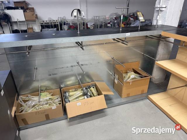 Syndyk sprzeda wyposażenie sklepów odzieżowych świętokrzyskie Staszów