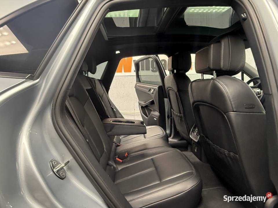 LIFT 20 Benzyna 265 92 przebiegu GWARANCJA klimatyzacja Porsche Poznań