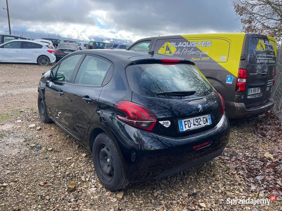 PEUGEOT 208 12i PureTech 68 FD492 Wrocław