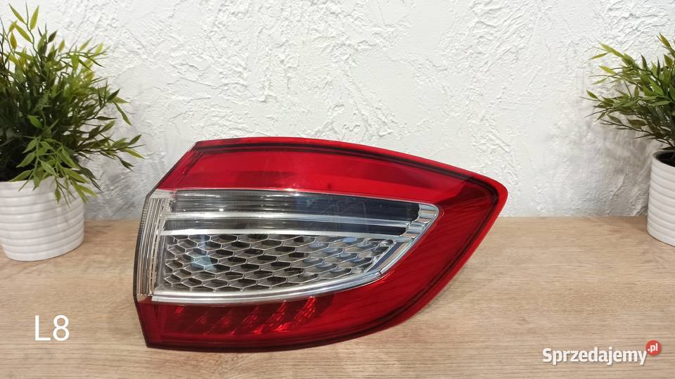 Lampa Tył Tylna Prawa Ford Mondeo MK4 LIFT L8 Części samochodowe
