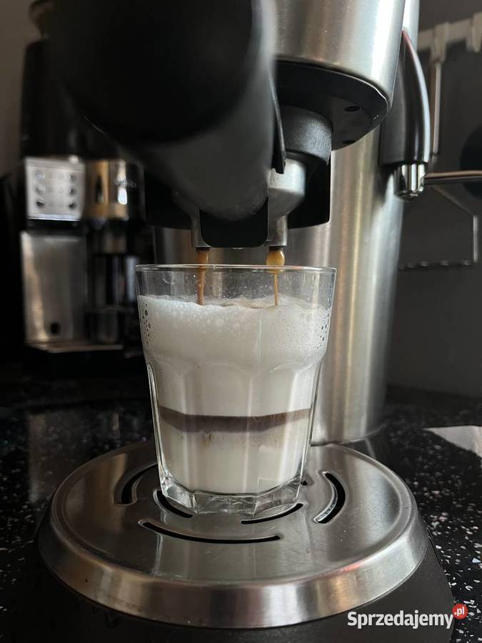 Ekspres ciśnieniowy Zelmer Piano ZCM2052B Kłodawa