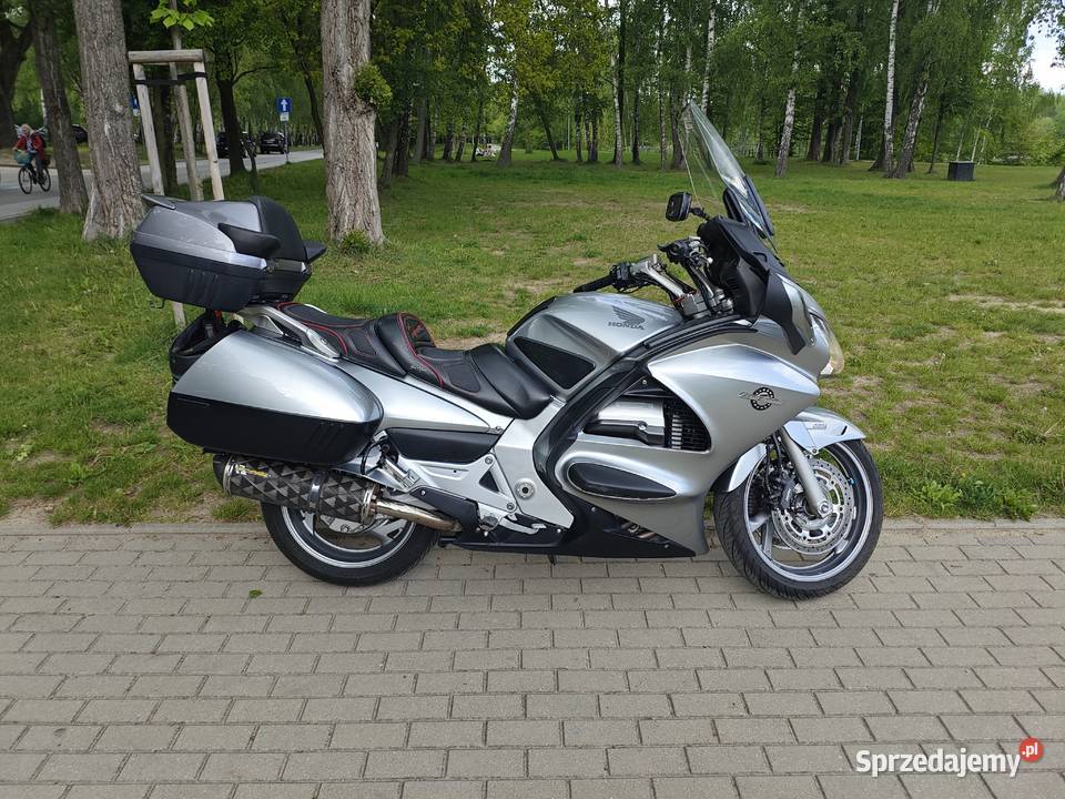 Honda Pan Eropean ST1300 2010 zarejestrowany w Polsce Zgierz