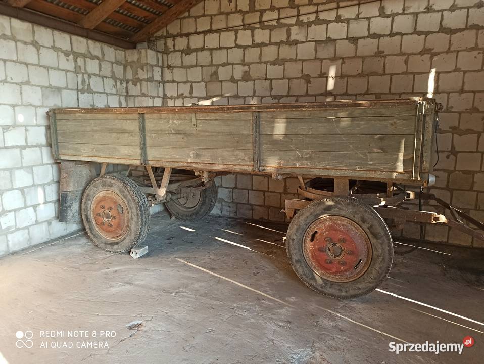 Sprzedam URSUS C355 i przyczepy lubelskie