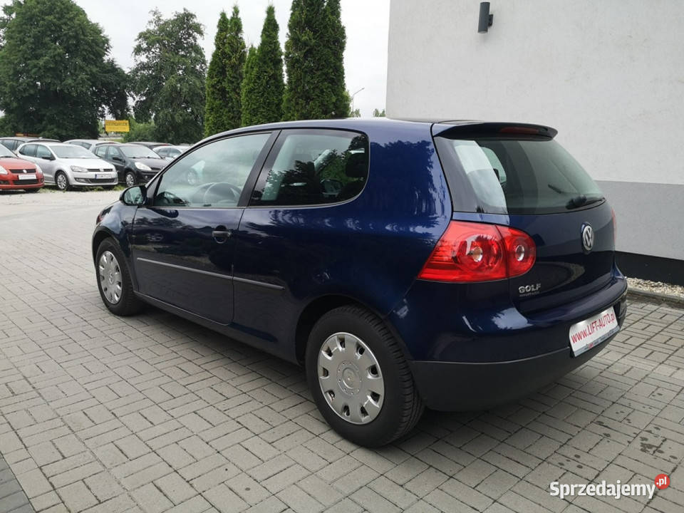 Volkswagen Golf 14 16v 75 Klimatronik Isofix ASR (kontrola trakcji) dolnośląskie Strzegom sprzedam