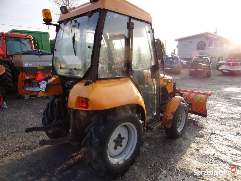 Ciągnik rolniczy MTZ320 dostępny w RadMasz MTZ Opoczno