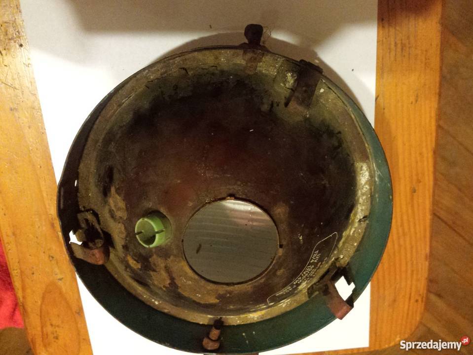 Skoda 1000MB lampa przednia Jedlicze