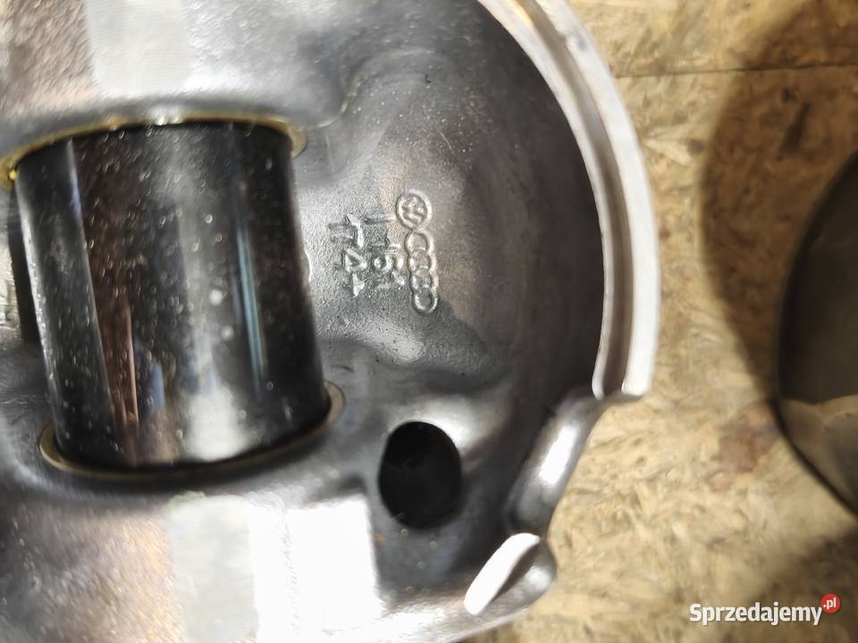tłok tłoki 81l137 VW SEAT SKODA Trzebnica