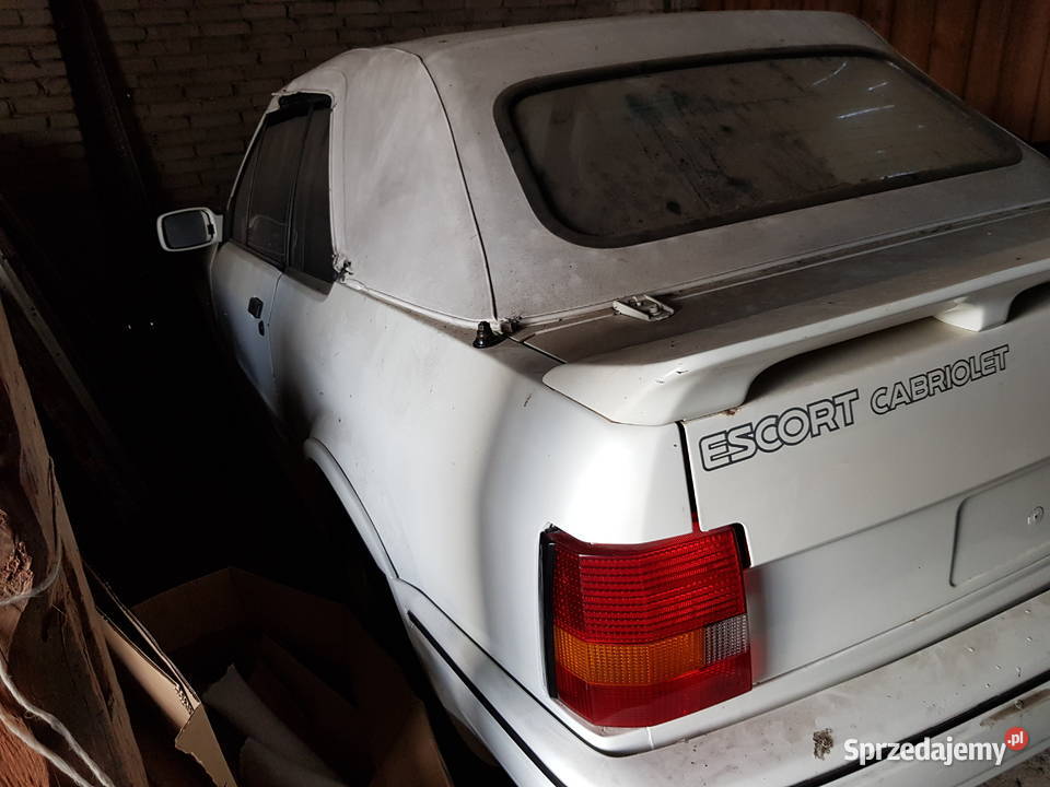 Ford escort xr3i mk4 All White 1989 Rok produkcji 1989 Drzewica