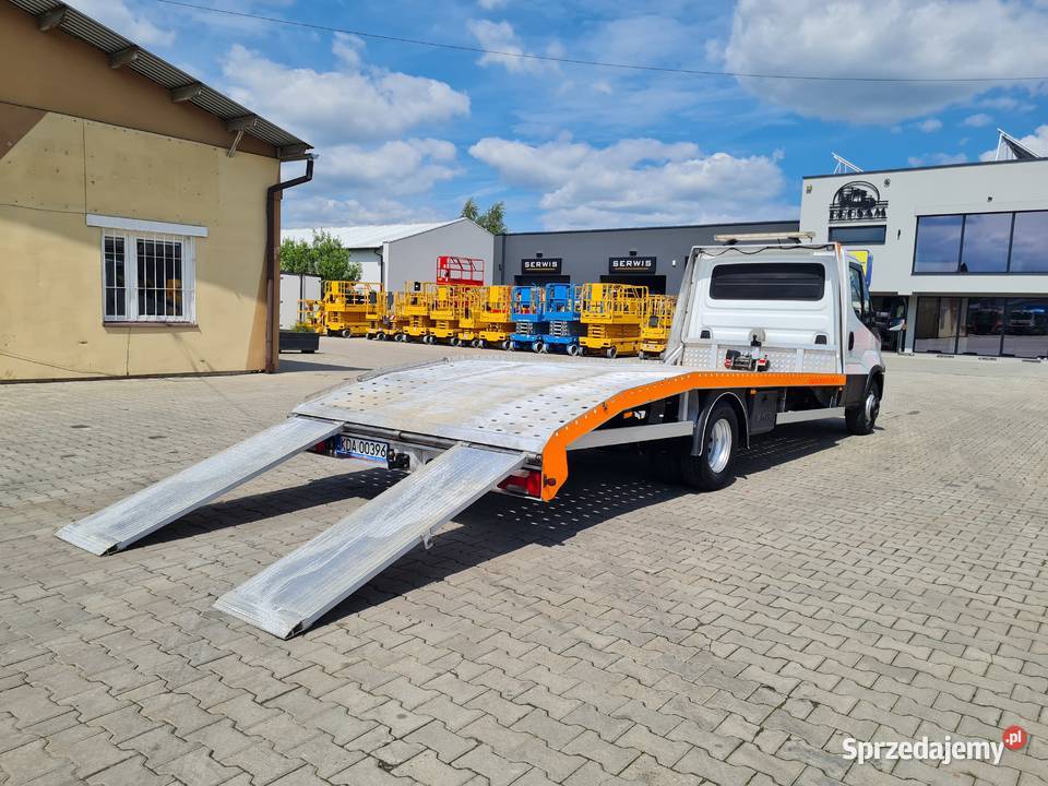 Iveco Daily 70C17 2016 r pomoc drogowa laweta Dąbrowa Tarnowska