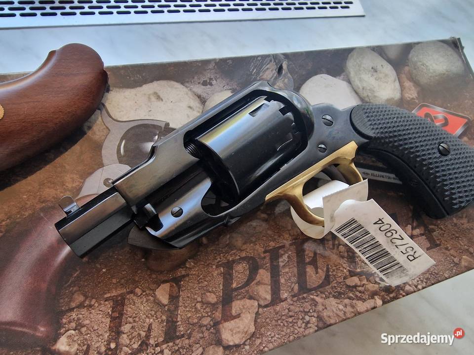 Remington 1858 Model Army Buldog 2 okładki