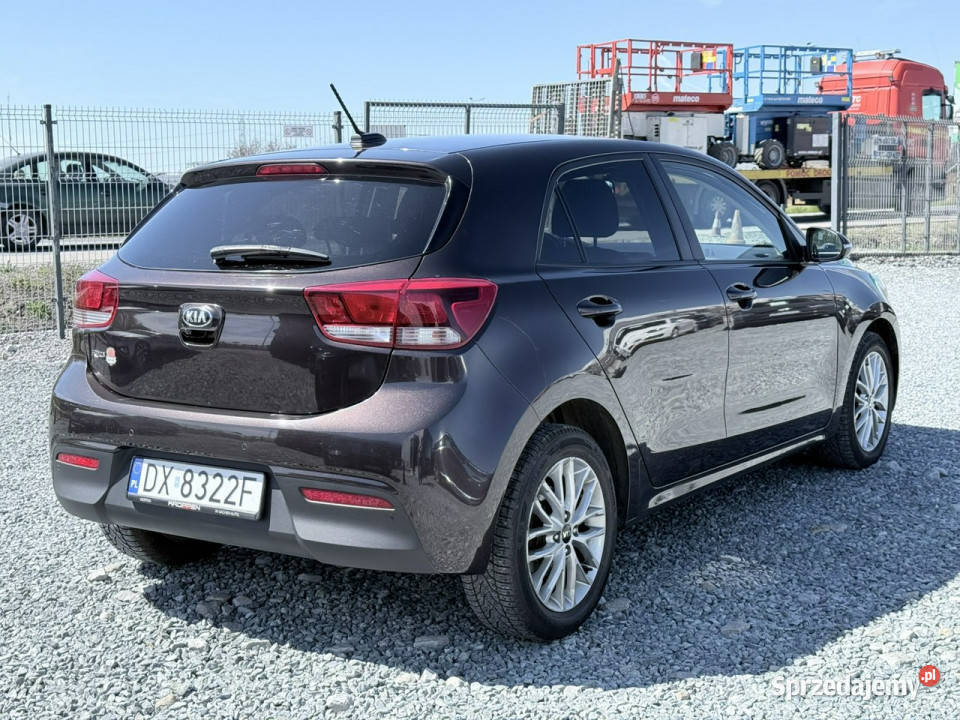 Kia Rio 14 16V MPI blue 100 2017r XL 89 dolnośląskie Wojkowice
