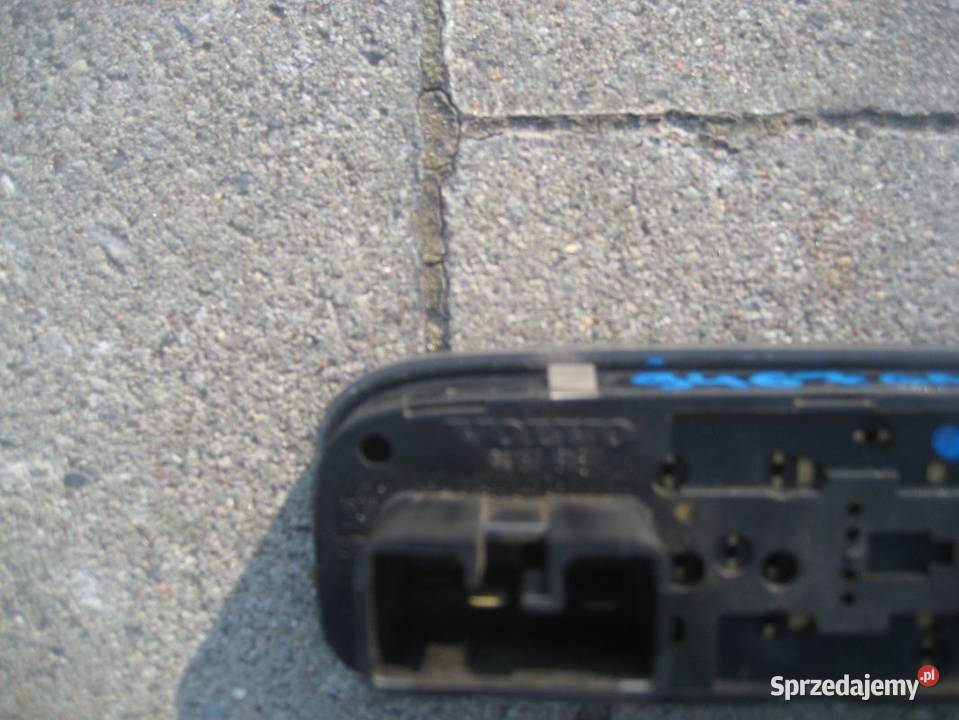 volvo c70 9804r przełącznik szyby przód prawy osobowe