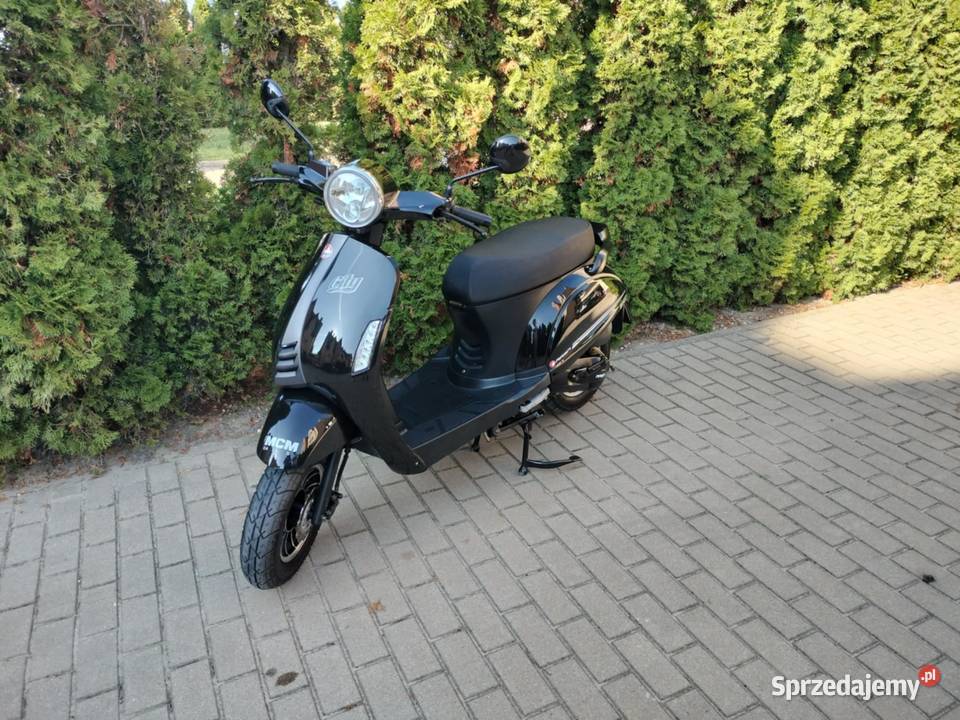 Mash city 50Vespa aprilia yamaha Włoski skuter 1000km Śrem sprzedam