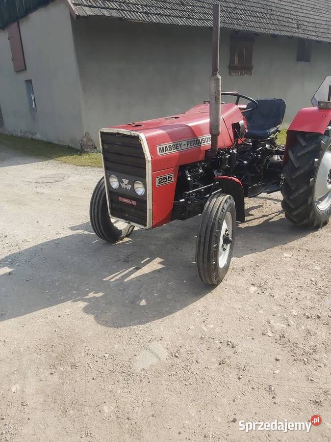 Ciagnik rolniczy massey ferguson 135 235 Ciągniki