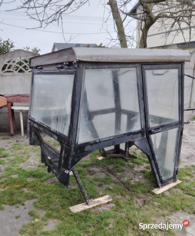 Kabina do ciagnika Ursus C360 C330 nieuszkodzony świętokrzyskie Mnichów