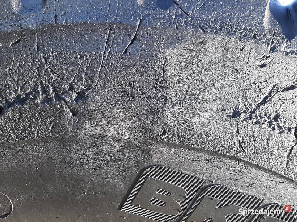 Opona używana przemysłowa 235R25 BKT EARTH 2800 podlaskie Zaścianki sprzedam