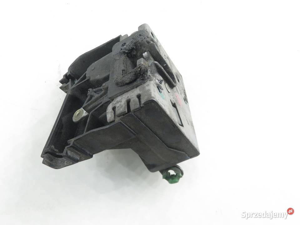 ZAMEK LEWY PRZEDNI OPEL COMBO C 24434882EN osobowe małopolskie