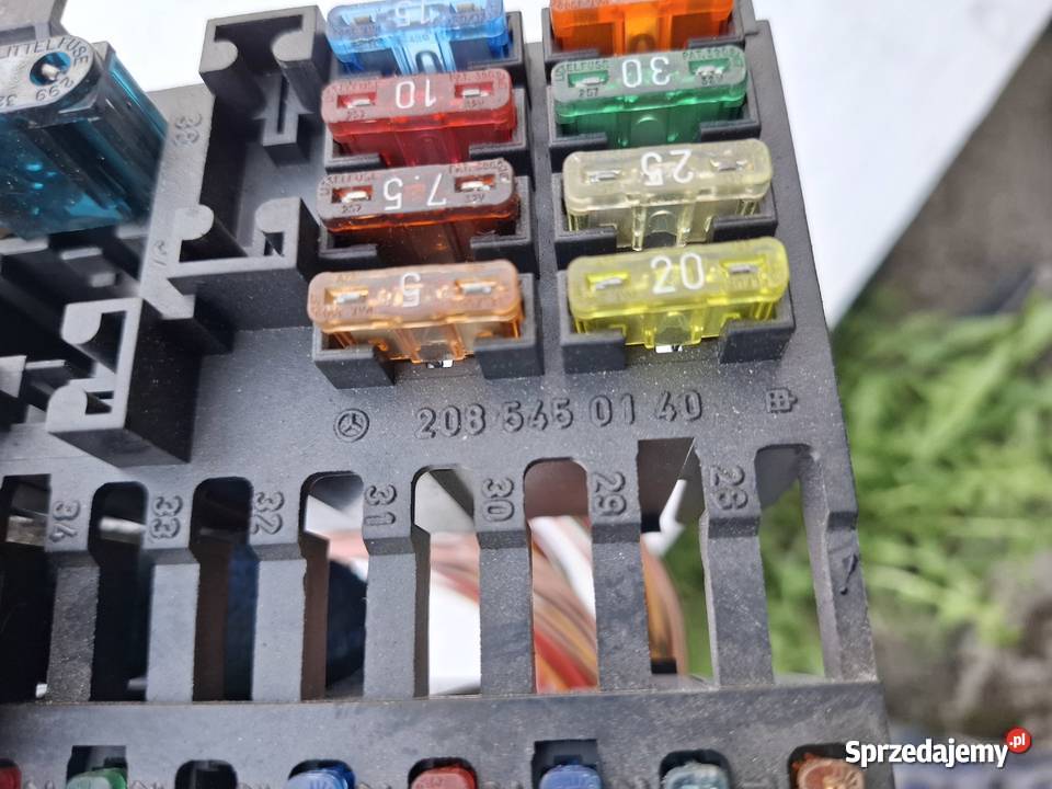 Sterownik Skrzynka Bezpieczników Mercedes CLK Wisznice