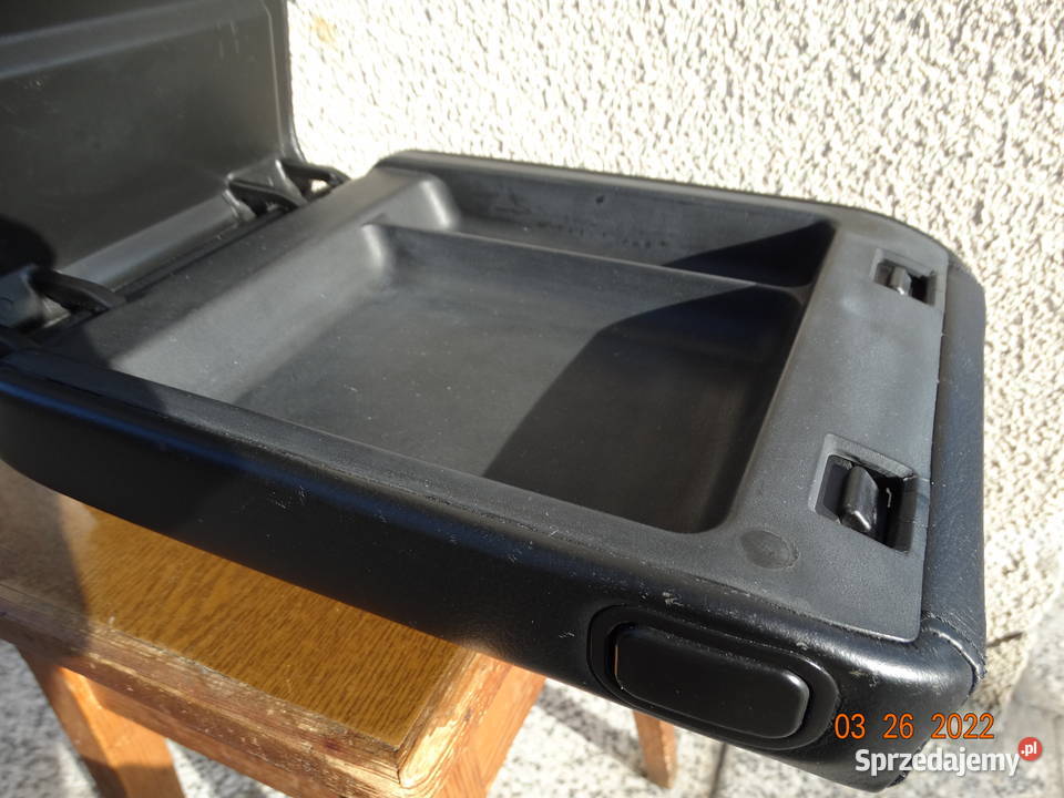 podłokietnik bmw e38 e39 Rok produkcji 1998 Książenice sprzedam