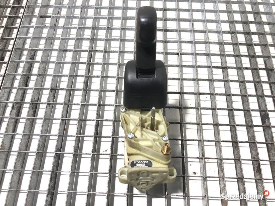 ZAWÓR HAMULCA RĘCZNEGO SCANIA 4 series 1774973 ciężarowe sprzedam
