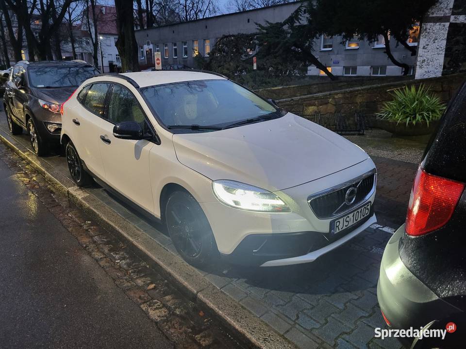 Sprzedam Volvo Cross Country 2019r 65 Przebiegu Jasło