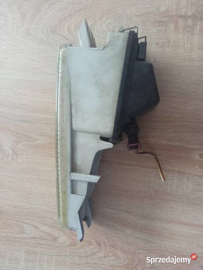 Halogen lewy audi 80 b4 sedan avant Lampy przeciwmgielne Zagórz