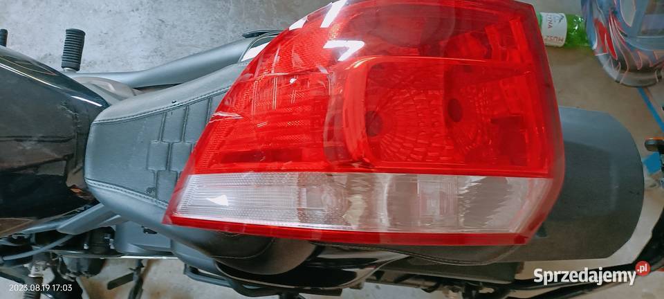 Lampa tył lewa VW Golf V Kombi osobowe pomorskie Wejherowo