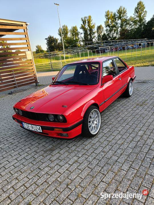 BMW E30 325i