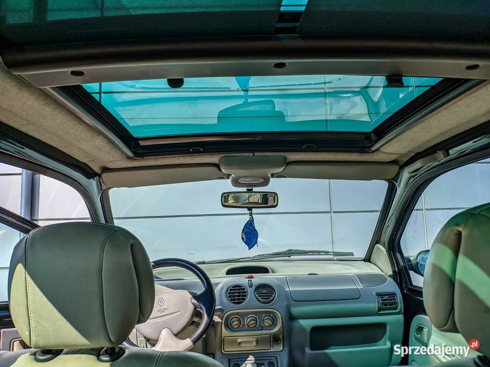 Renault TWINGO 12 16V 75 Initiale Paris Wrocław