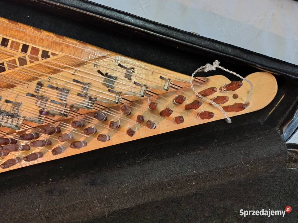 Qanun Kanin turecki instrument Wrocław