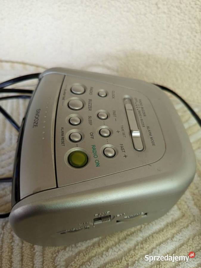 Japoński RADIOBUDZIK Vintage SONY ICFC115L w Warszawa