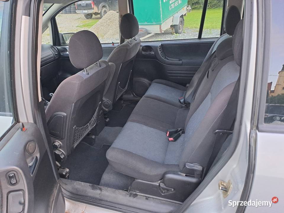 Opel Zafira 16 Benz 7 osób 4/5
