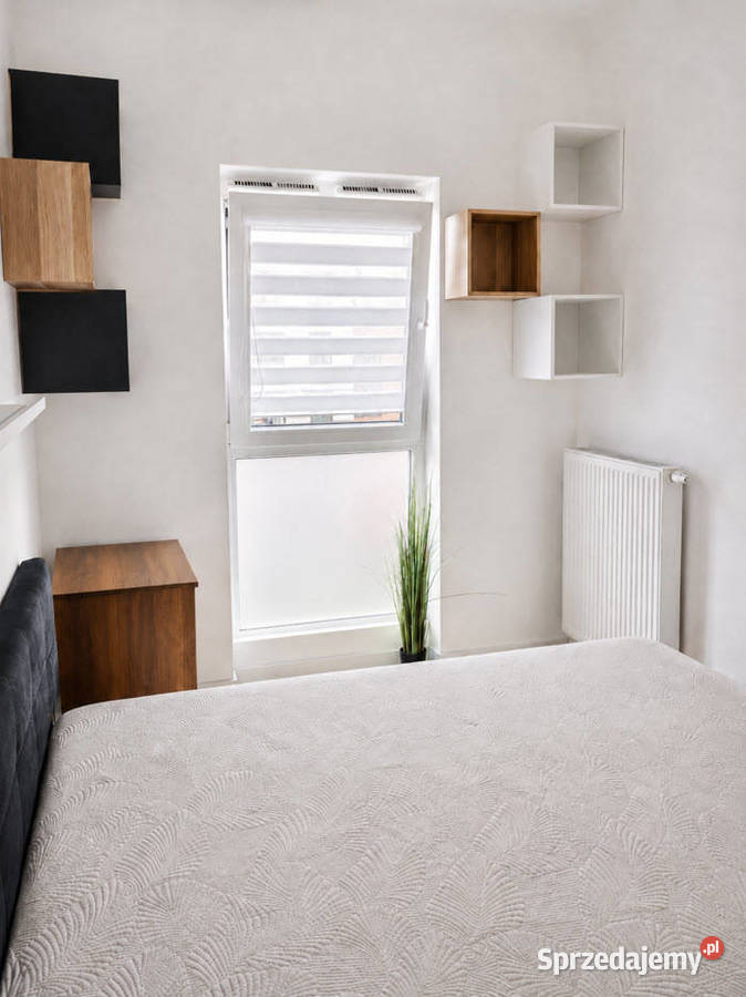 Zadbane mieszkanie 2 pok Wichrowa balkon garaż i Rok budowy 2021 Wrocław