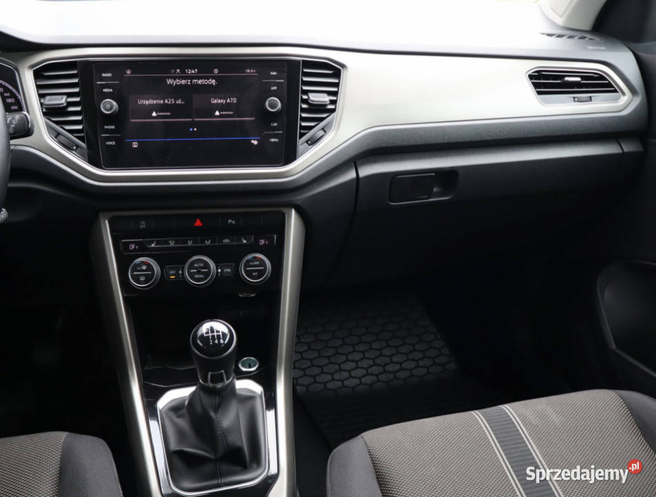 VW TRoc 10 TSI mazowieckie