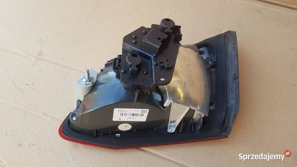 BMW 218d seria 2 F45 Active Tourer lampa lampy lampy tylne Legnica sprzedam