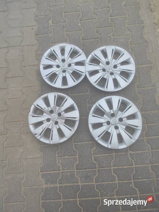 Kołpaki toyota Yaris 15 mazowieckie sprzedam