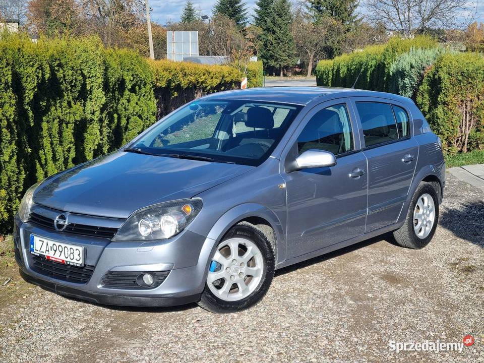 Opel Astra H benzyna gaz światła przeciwmgielne Astra